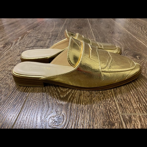 Gold mules - Picture 2 of 3